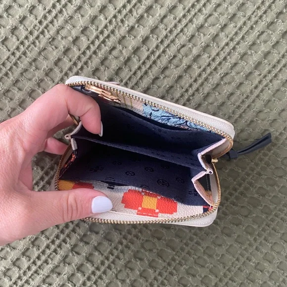 Tory Burch Colorful Patterned Wallet - Picture 2 of 3